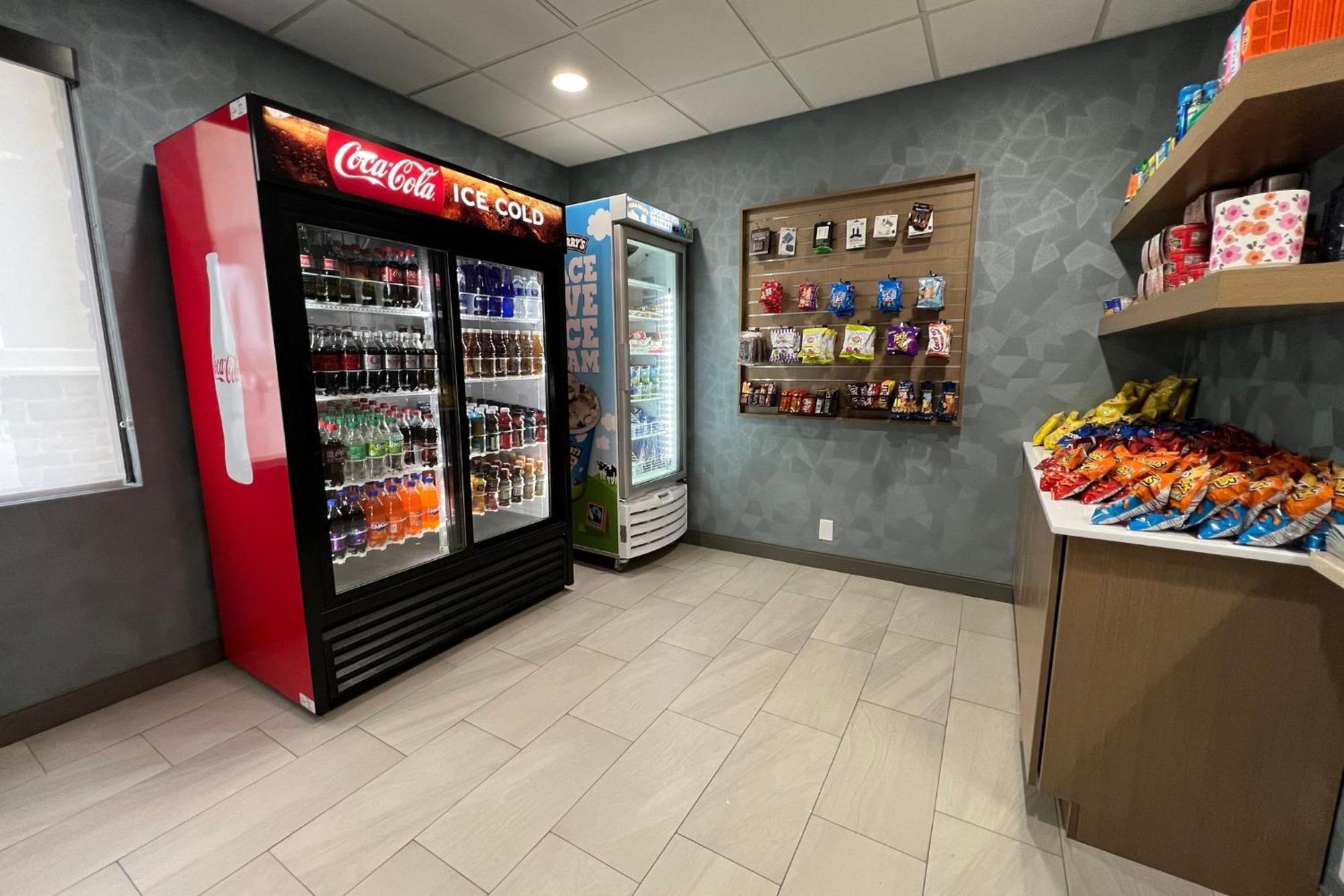 Holiday Inn Express Harrisburg I-81 - Hershey By Ihg Manadahill Екстер'єр фото