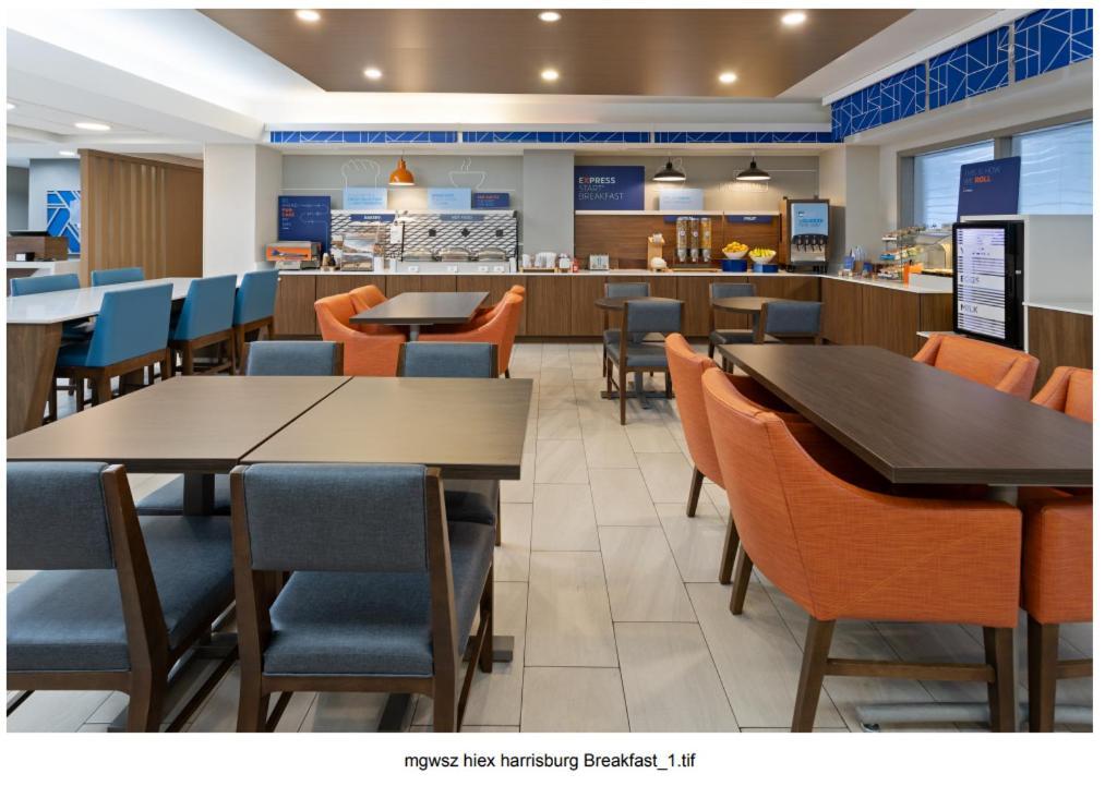 Holiday Inn Express Harrisburg I-81 - Hershey By Ihg Manadahill Екстер'єр фото