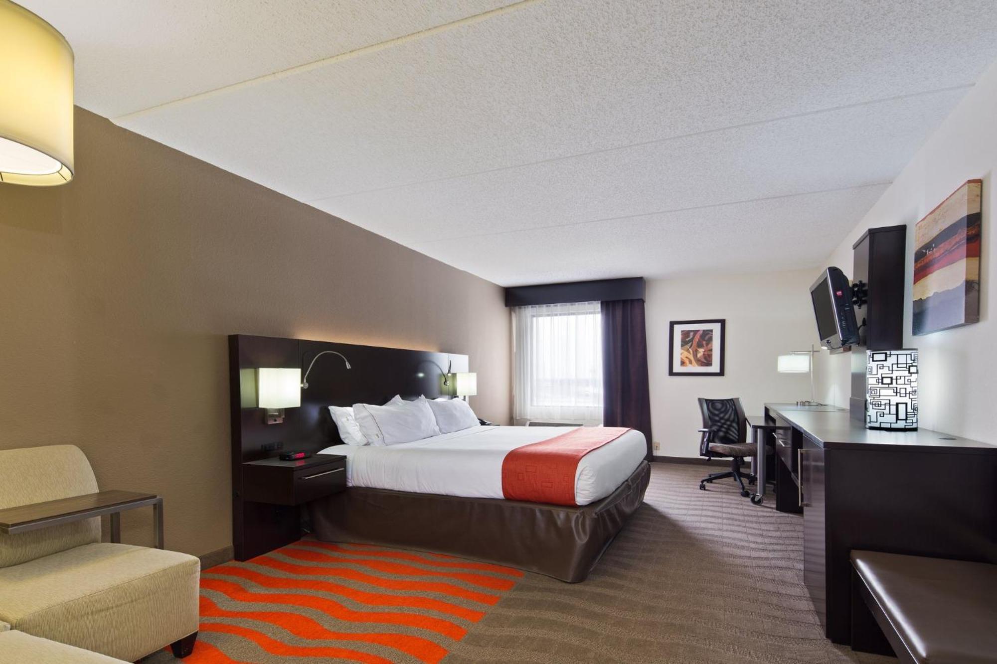 Holiday Inn Express Harrisburg I-81 - Hershey By Ihg Manadahill Екстер'єр фото