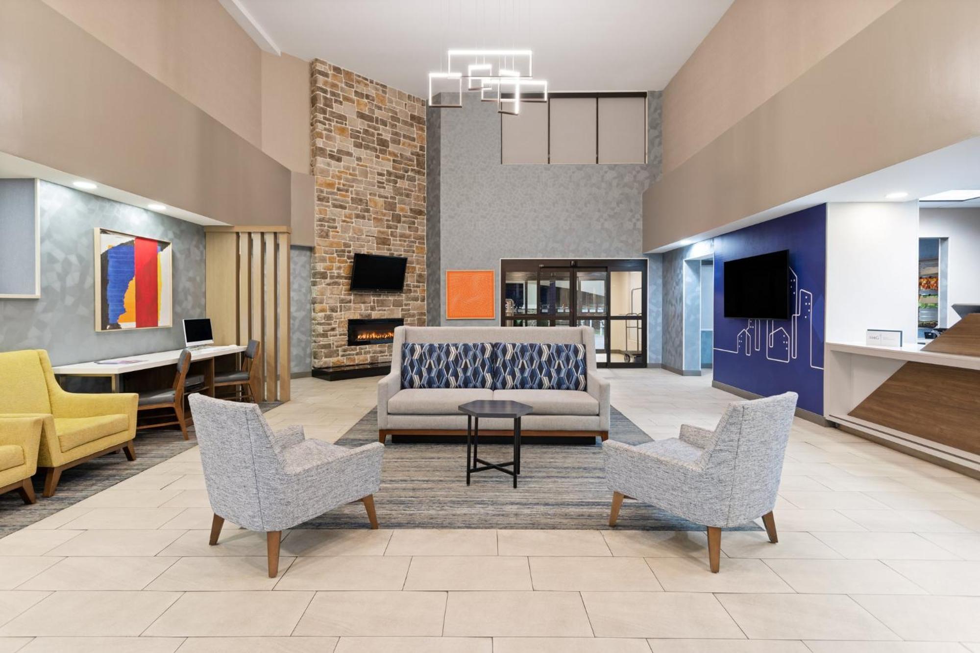 Holiday Inn Express Harrisburg I-81 - Hershey By Ihg Manadahill Екстер'єр фото