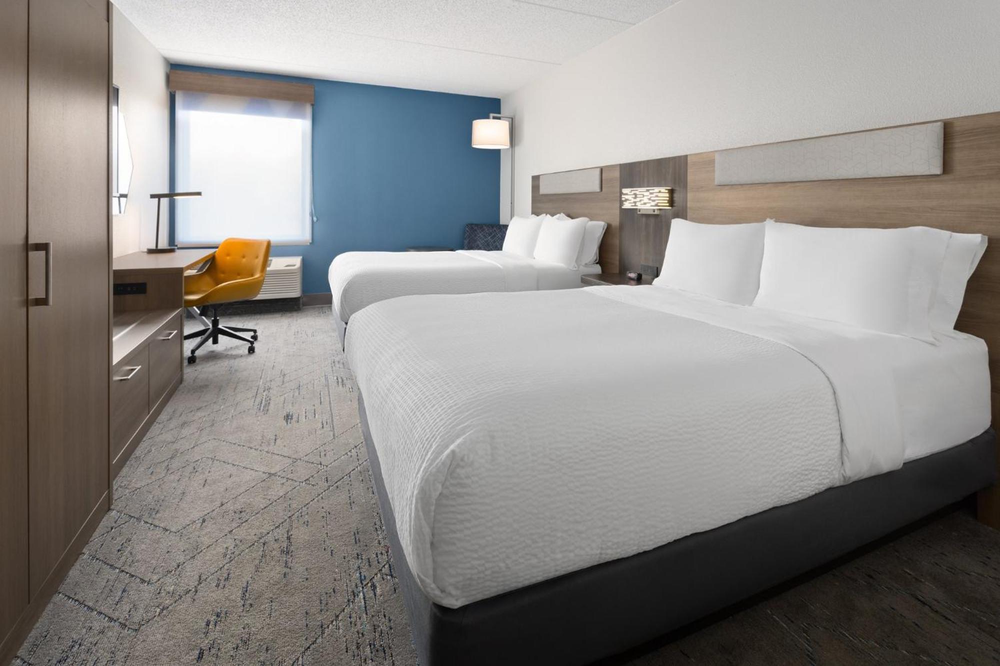 Holiday Inn Express Harrisburg I-81 - Hershey By Ihg Manadahill Екстер'єр фото